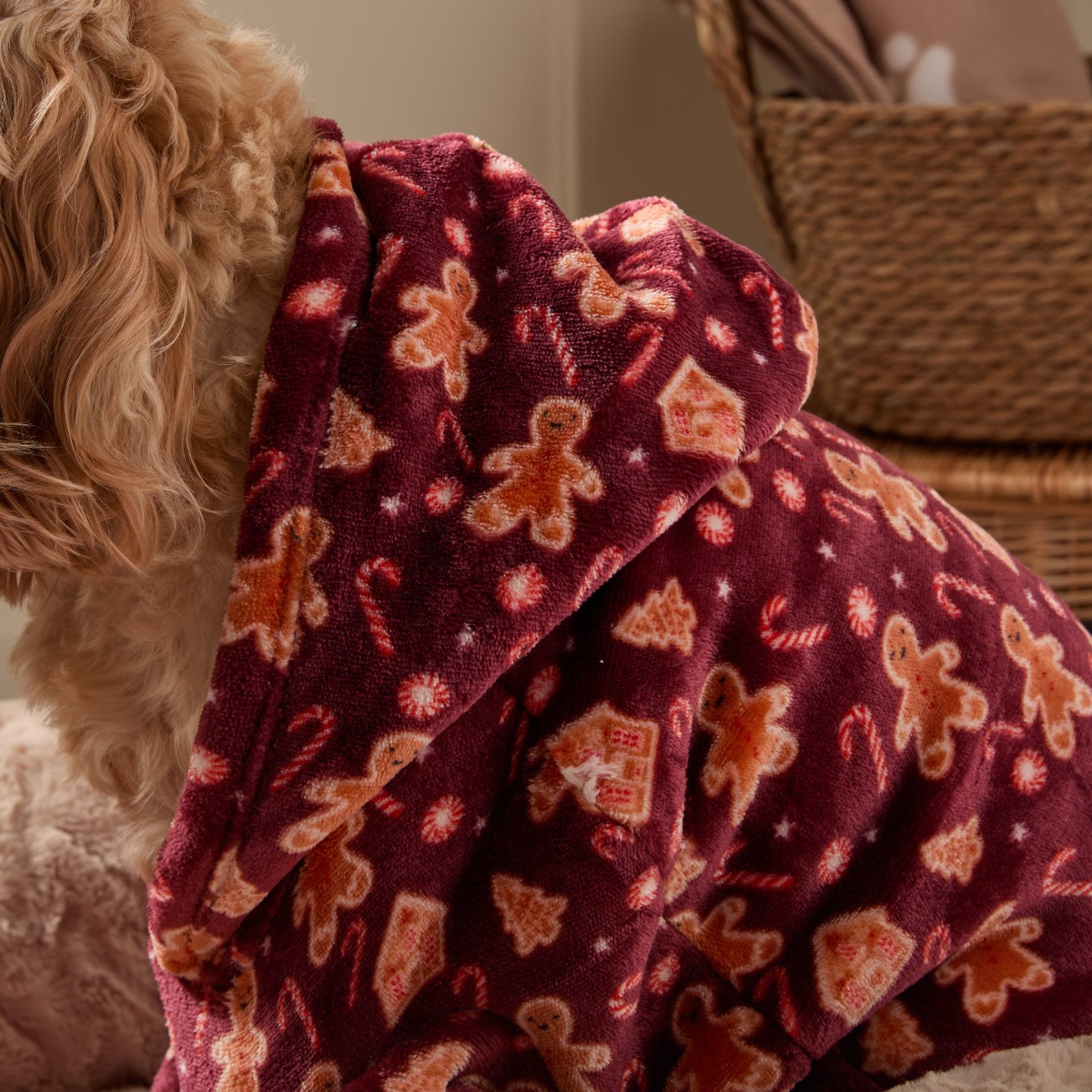OHS Gingerbread Man Print Dog Hoodie Blanket - Burgundy>