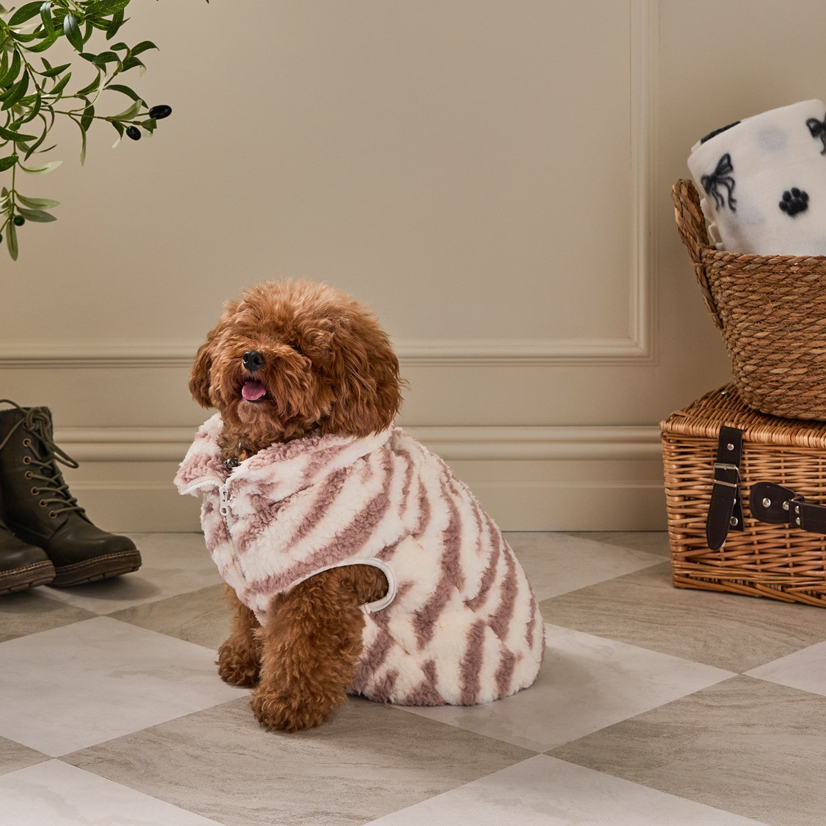 OHS Zebra Print Teddy Half Zip Dog Fleece - Beige>