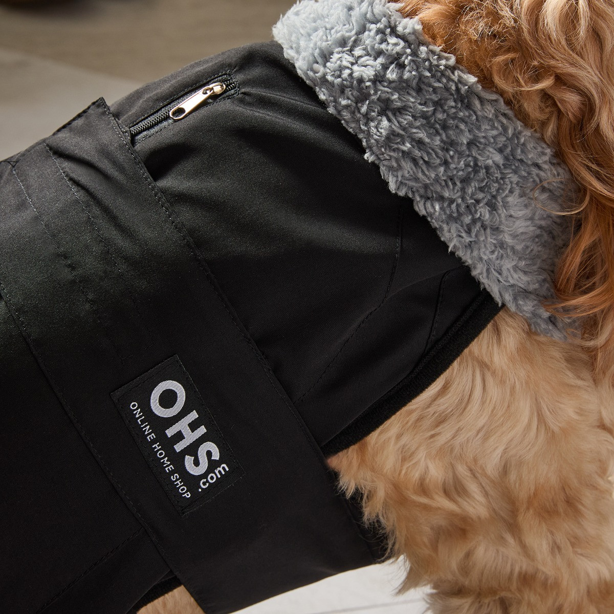 OHS Dog Drying Robe - Black/Charcoal>