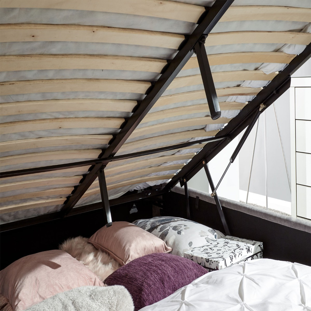 Pettine End Lift Ottoman Storage Bed, 4ft 6 Double - Grey>