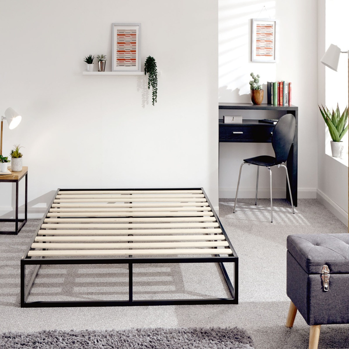 Metal Platform Bed Frame, 4ft 6 Double - Black>