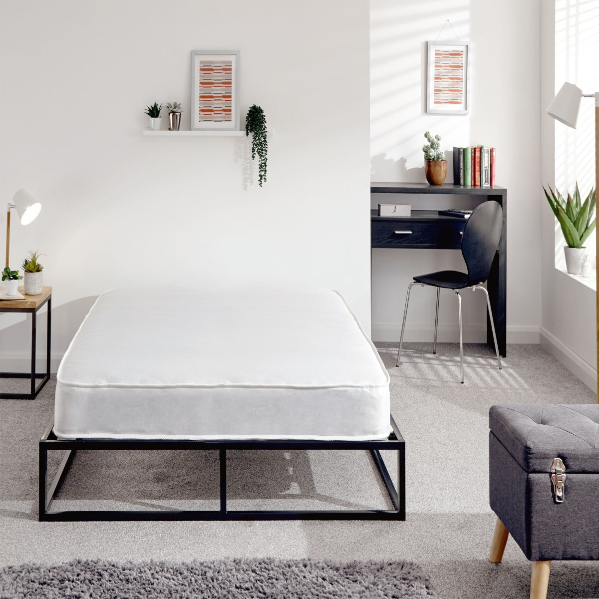 Metal Platform Bed Frame, 4ft Small Double - Black>