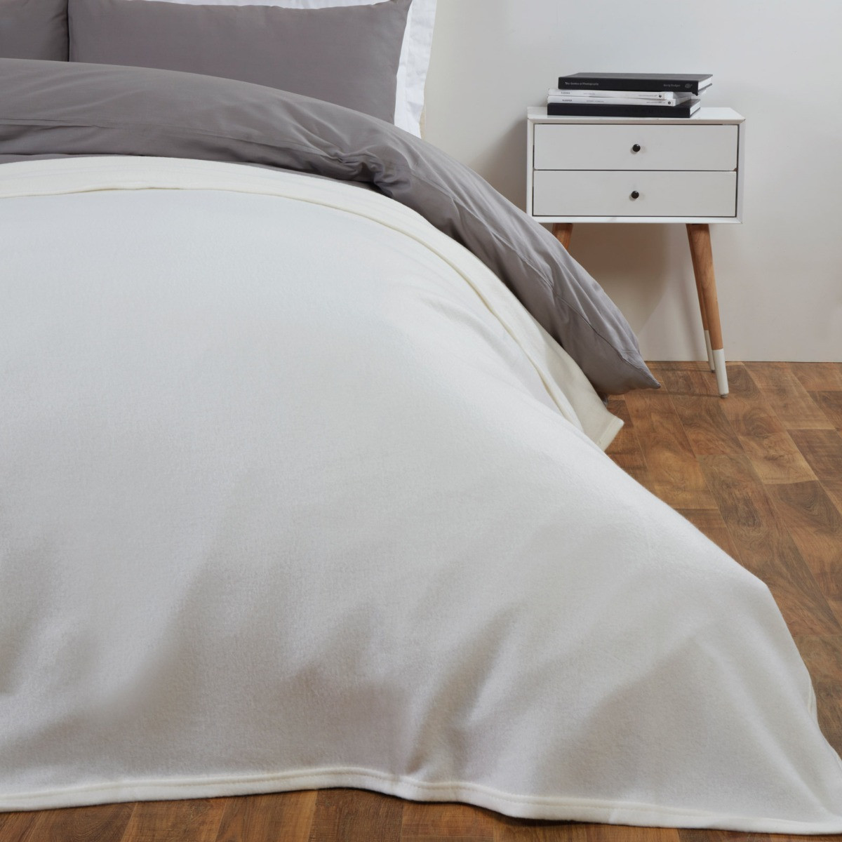 Fleece Blanket 120x150cm - Cream>