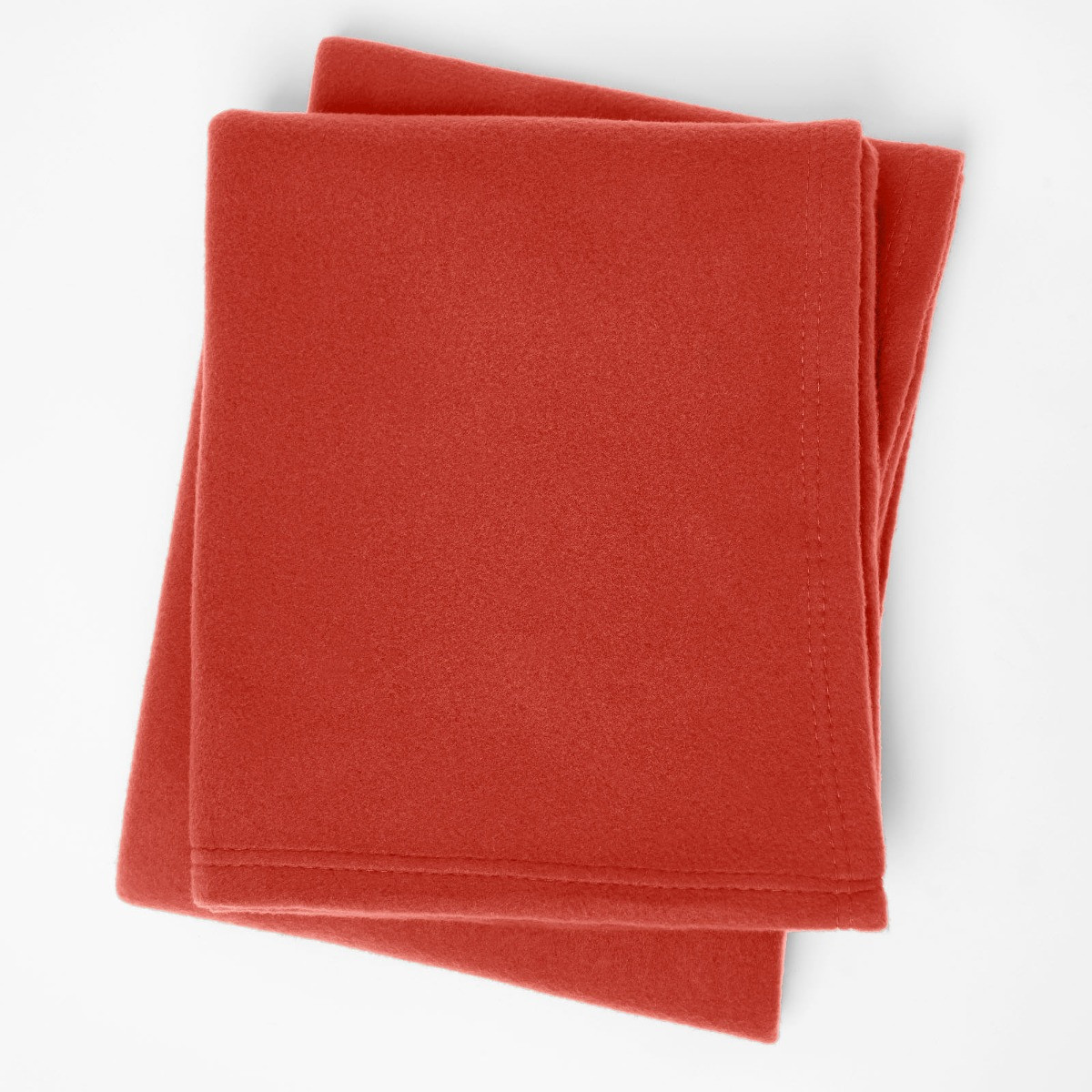 Dreamscene Plain Fleece Throw, Red - 60 x 80 inches>