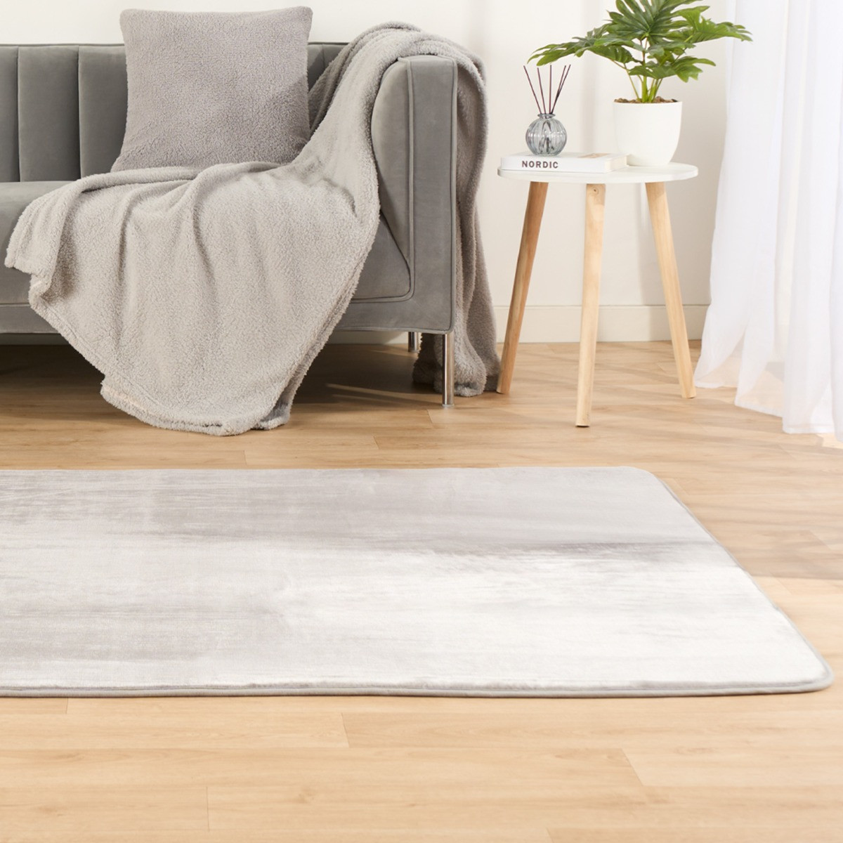 OHS Filled Microplush Rug, Silver - 80 x 150cm>
