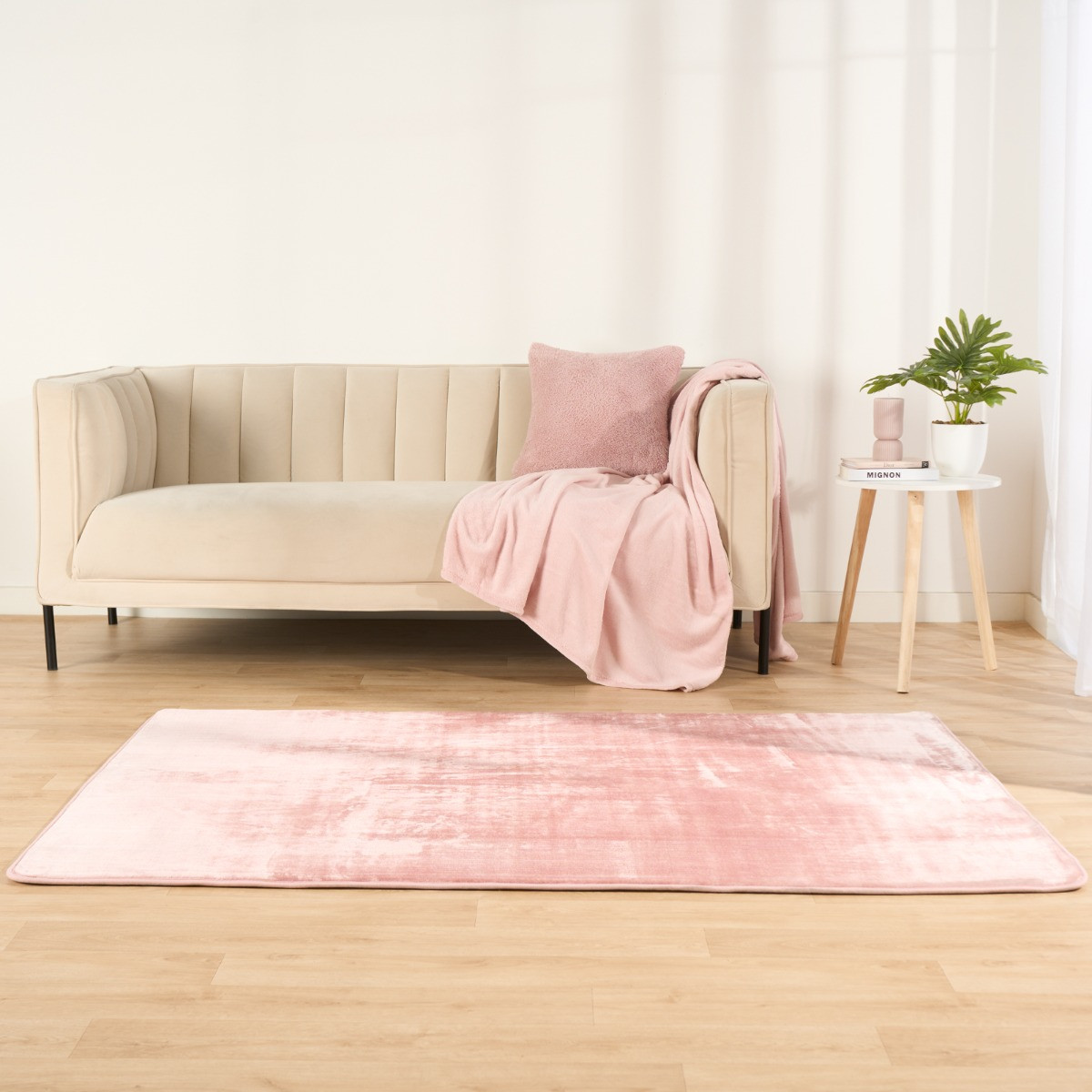 OHS Filled Microplush Rug, Blush Pink - 160 x 230cm>