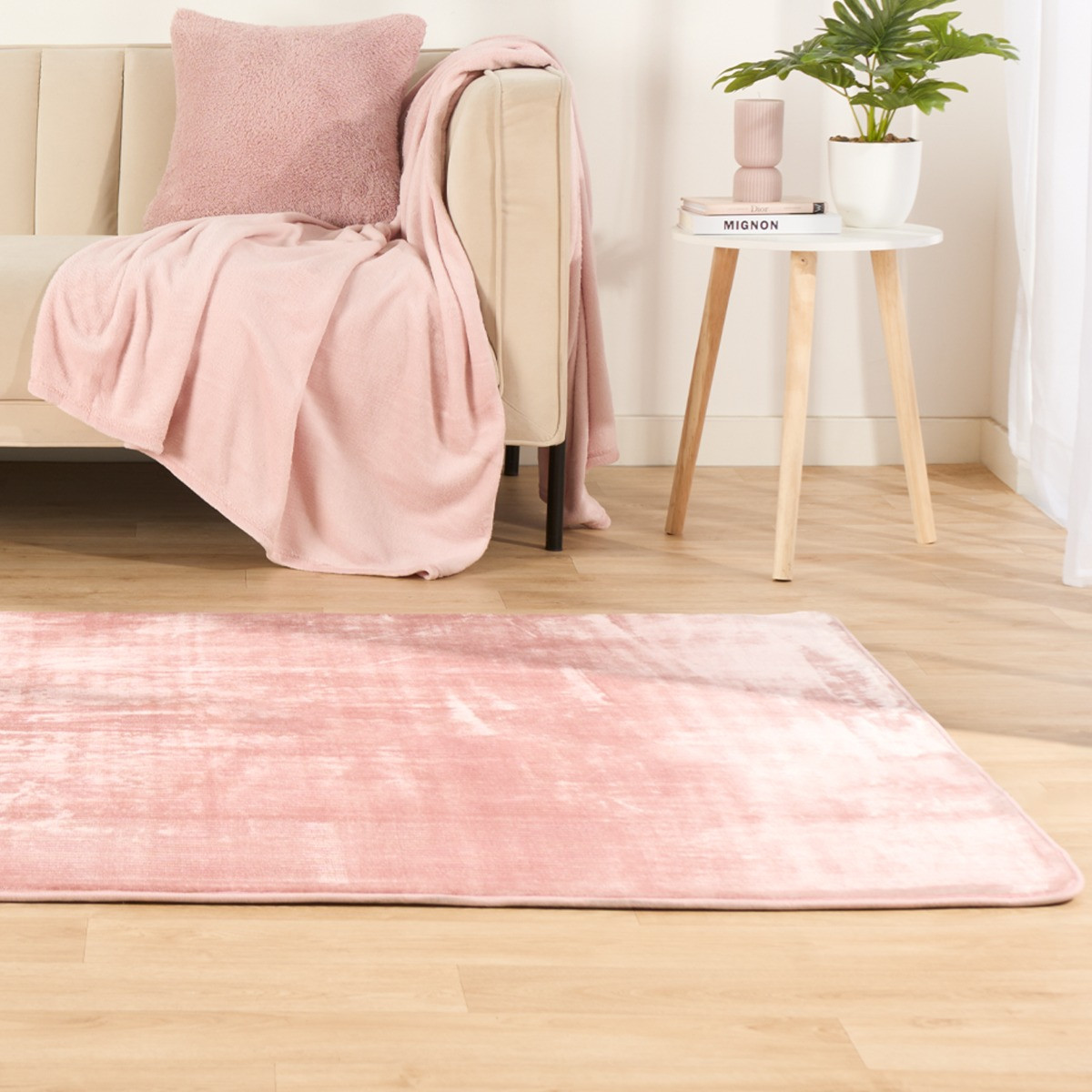 OHS Filled Microplush Rug, Blush Pink - 160 x 230cm>