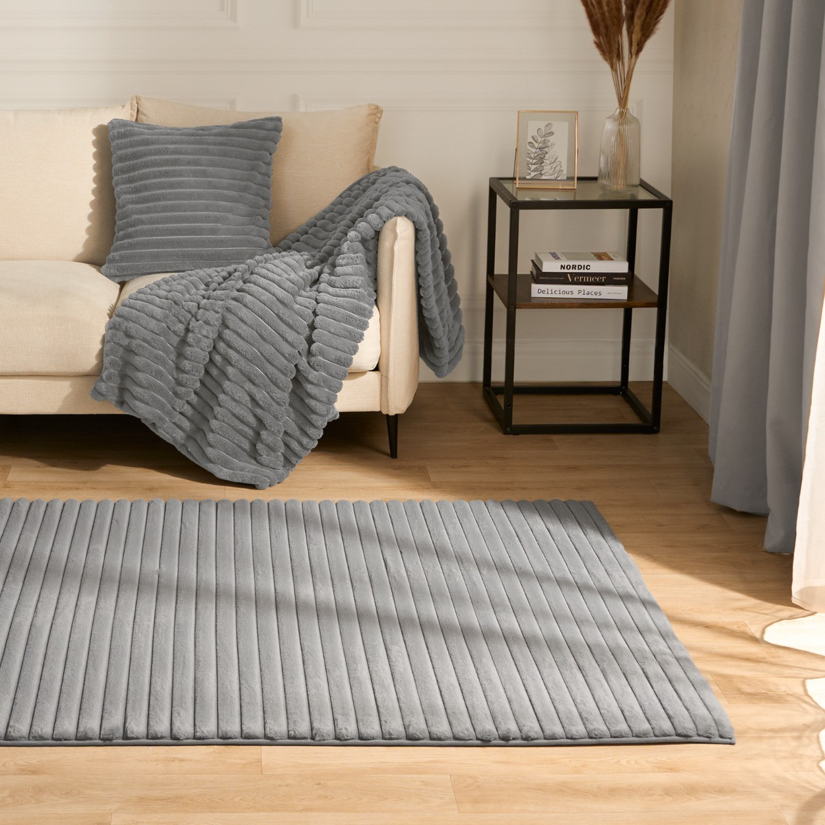 OHS Faux Fur Ribbed Rug, Grey - 120 x 170cm>