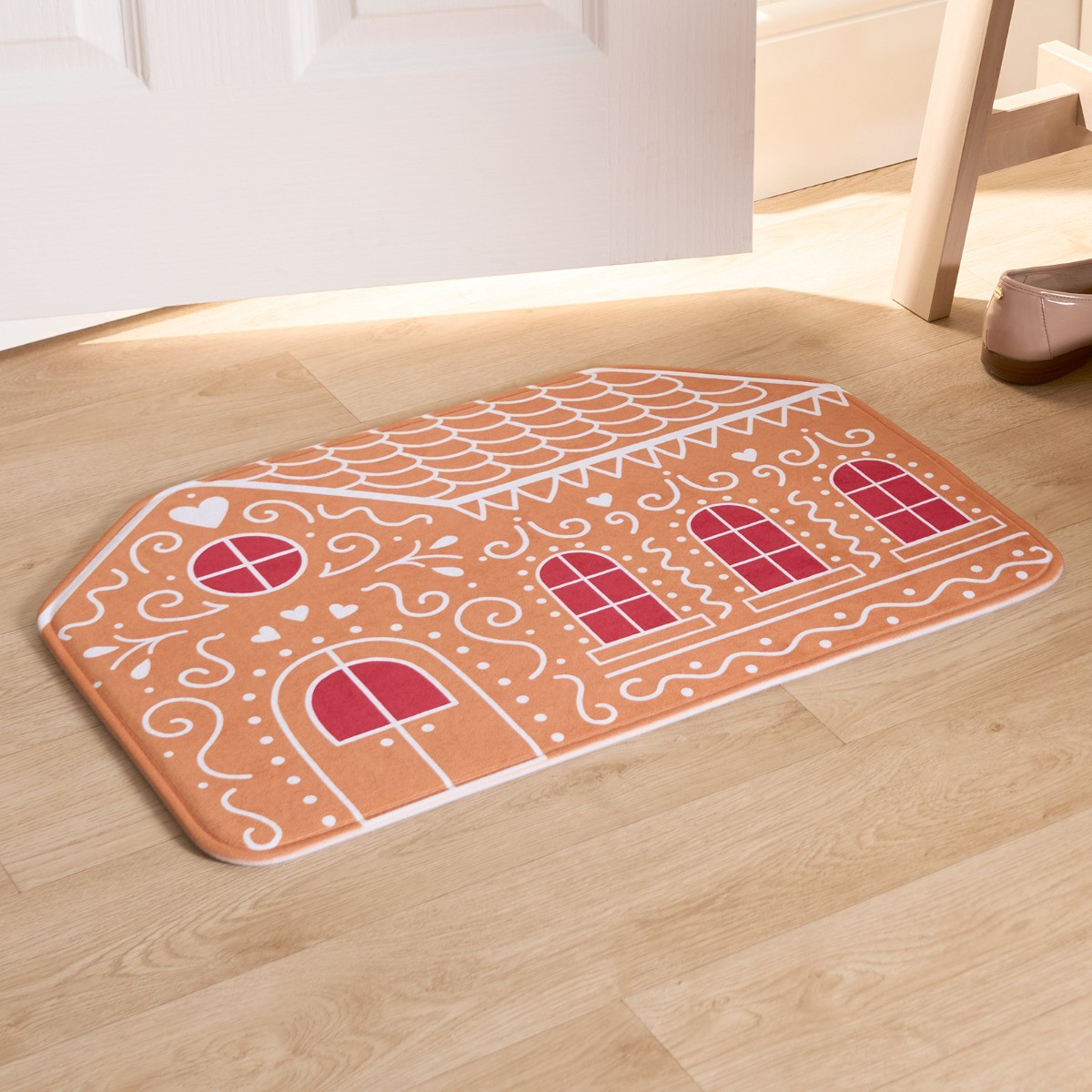 OHS Washable Christmas Gingerbread House Mat - Brown >