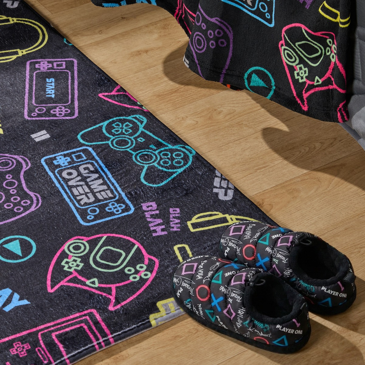 OHS Kids Washable Supersoft Gaming Rug - Black >
