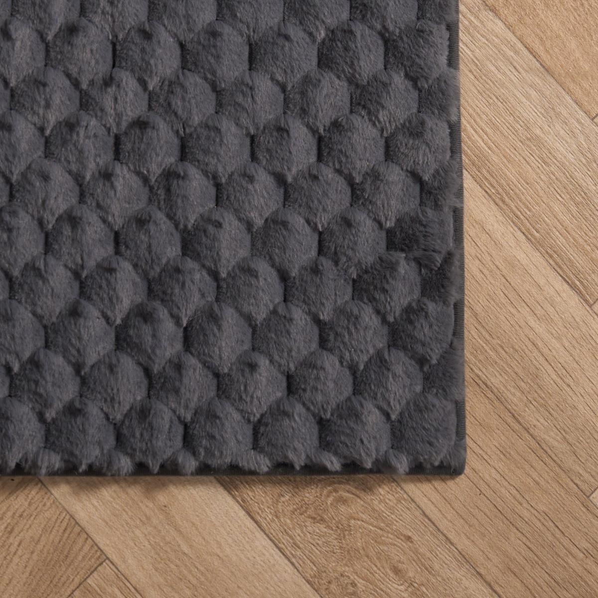 OHS Waffle Faux Fur Rug, Charcoal - 120 x 170cm>