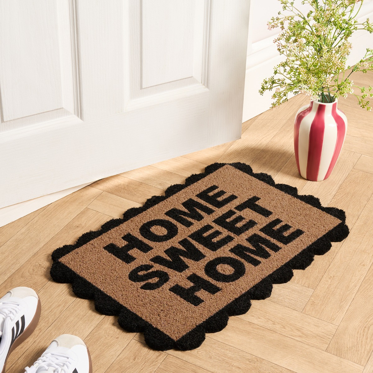 OHS Scallop Edge Home Sweet Home Printed Coir Mat - Black/Natural>