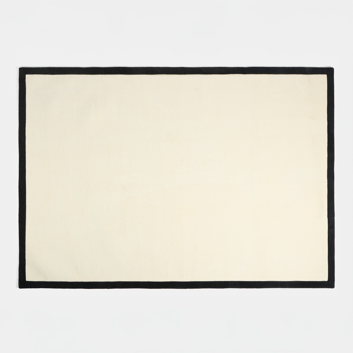 OHS Contrast Border Rug - Cream/ Black>