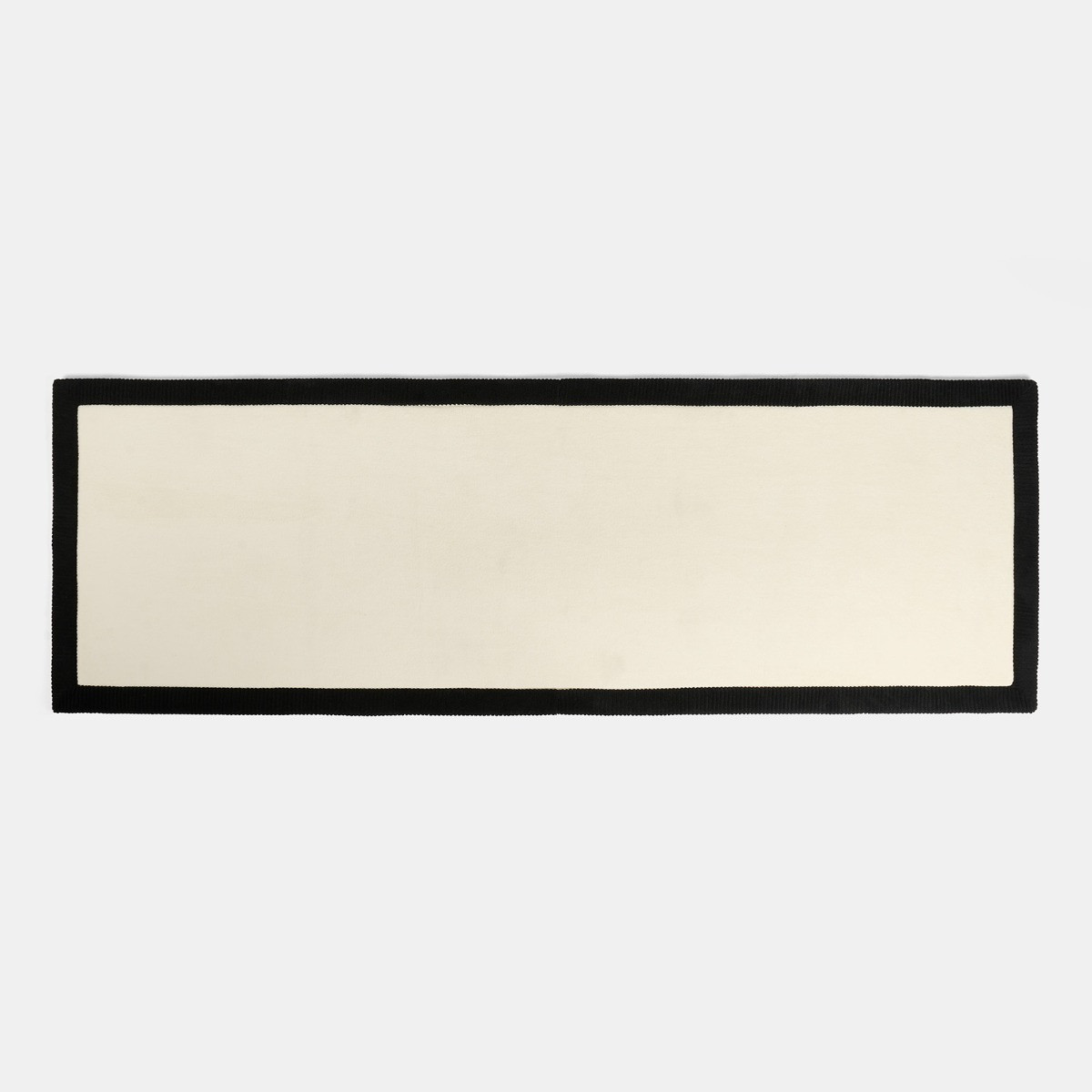 OHS Contrast Border Runner - Cream/ Black >