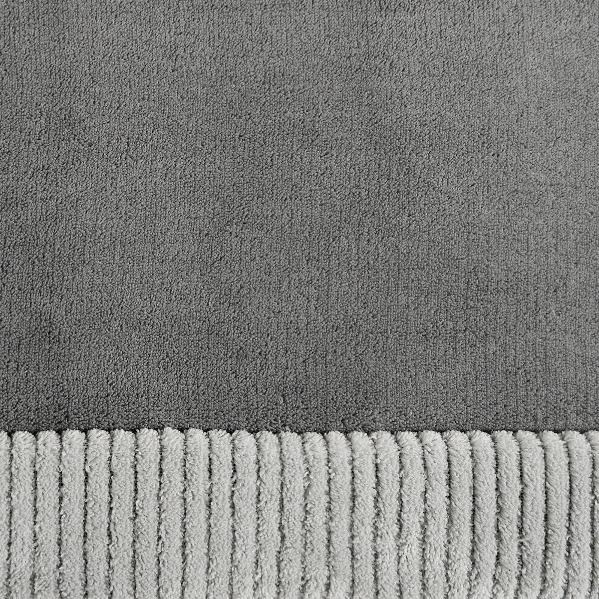 OHS Contrast Border Rug - Charcoal/ Silver>