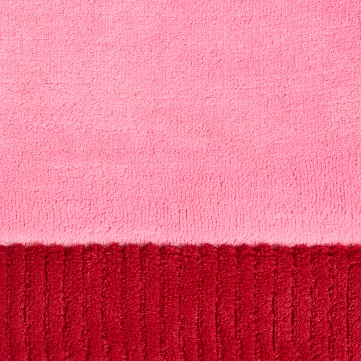 OHS Contrast Border Rug - Pink/Red>