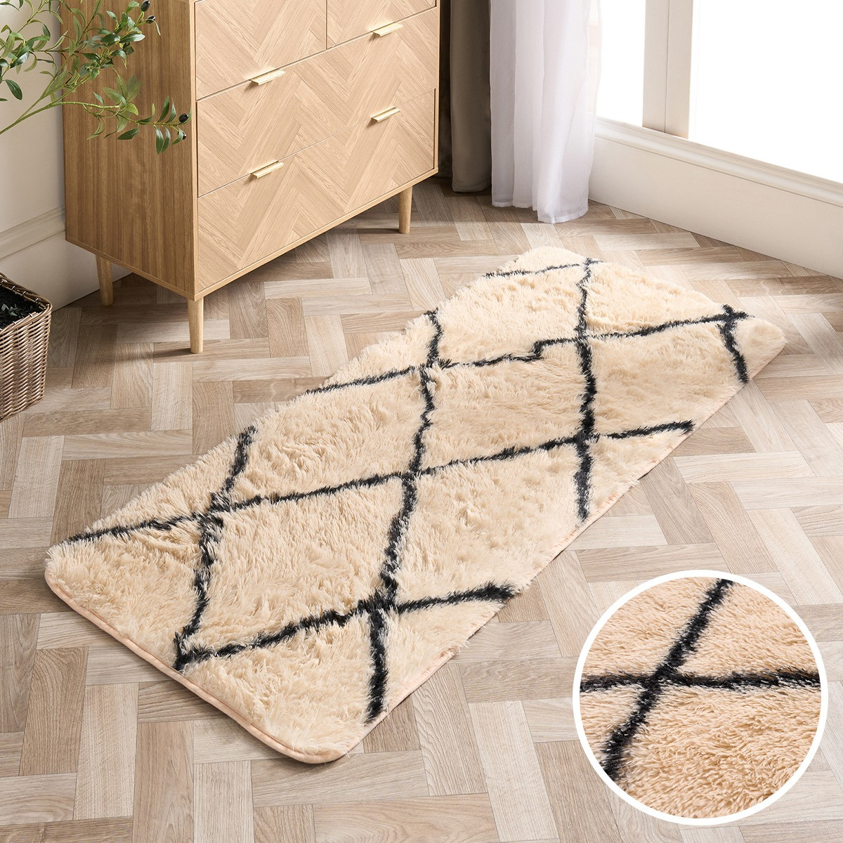 OHS Printed Fluffy Simple Geometric Runner - Monochrome>