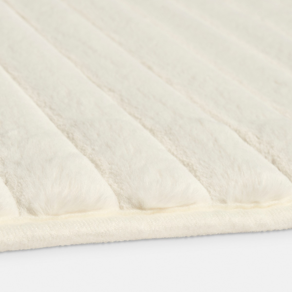 OHS Faux Fur Ribbed Rug, Cream - 160 x 230cm>