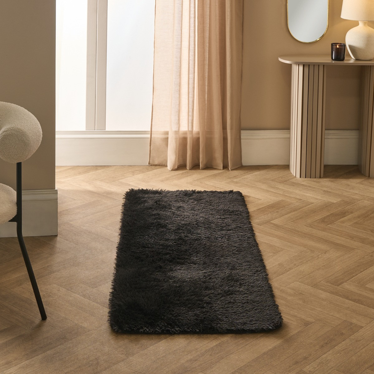 OHS Soft Fluffy Runner - Black>