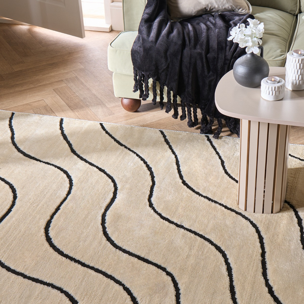 OHS Contrast Tufted Wave Rug - Monochrome>