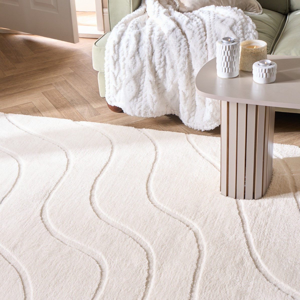 OHS Tufted Contour Rug - Ivory >