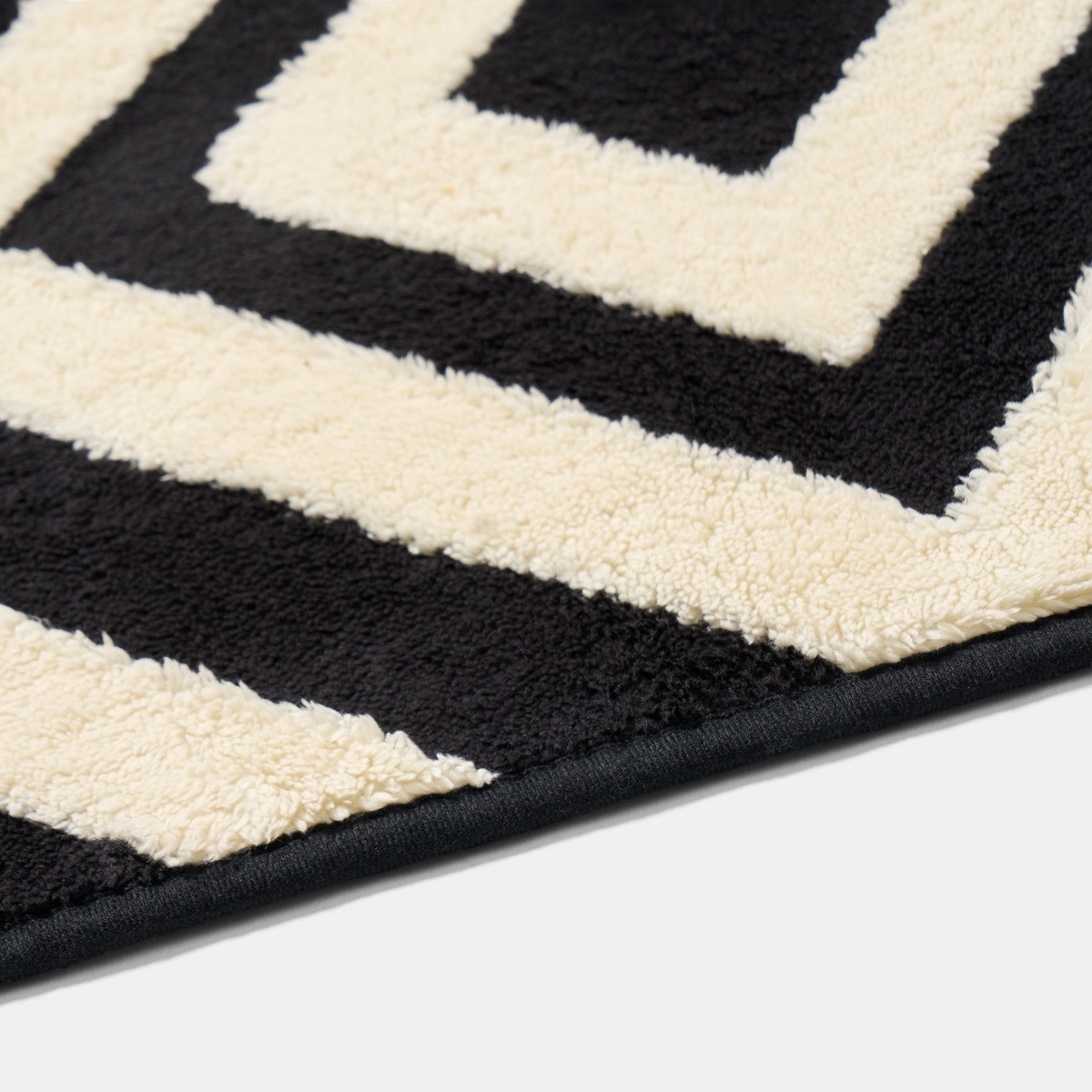 OHS Contrast Tufted Geo Rug, Monochrome - 120 x 170cm>