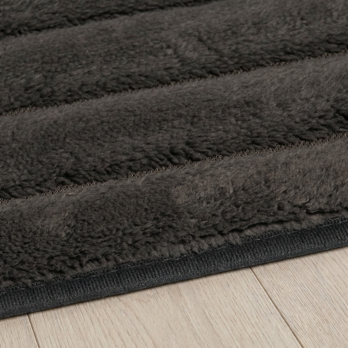 OHS Tufted Arches Rug, Black - 120 x 170cm>