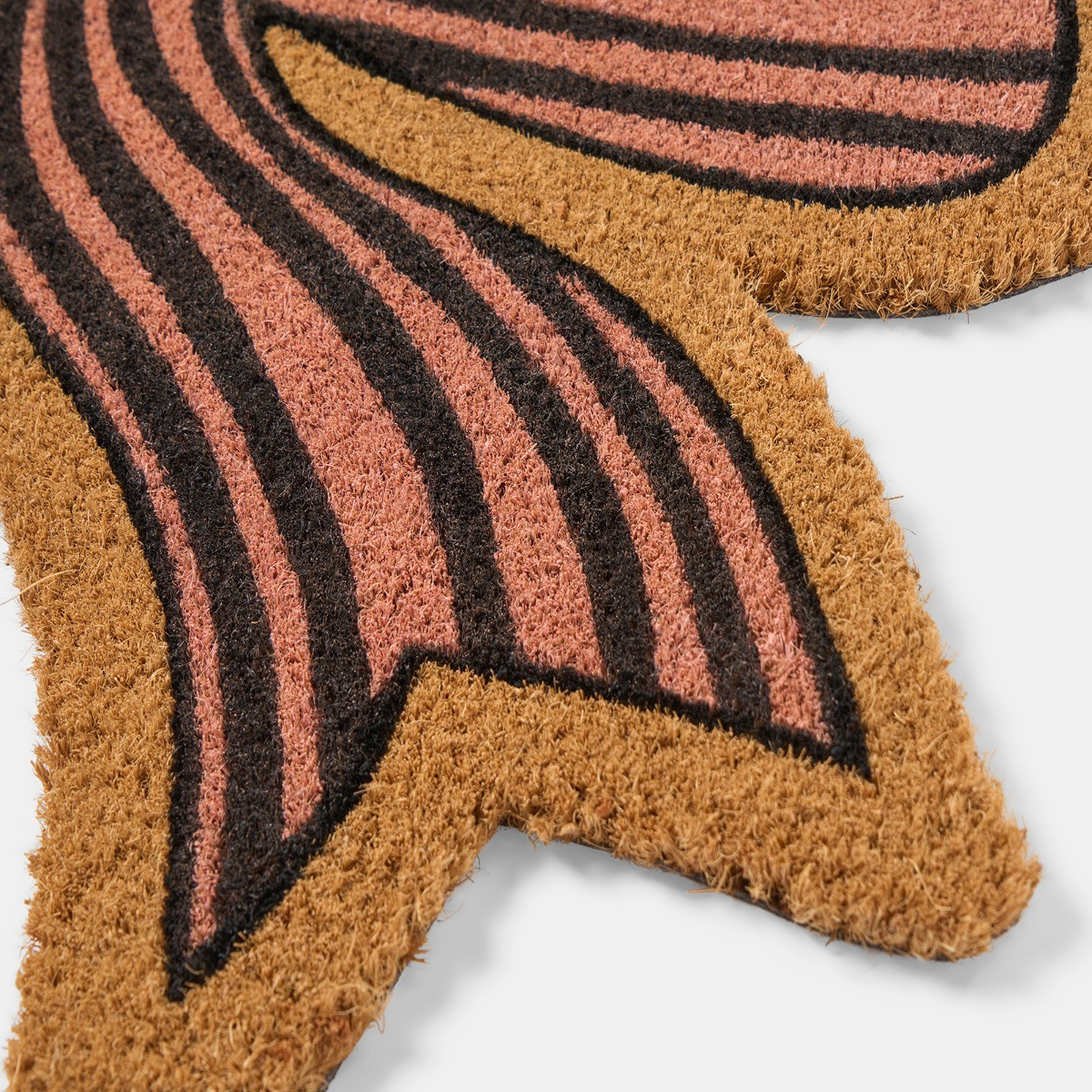 OHS Bow Shaped Coir Mat - Natural/Pink>
