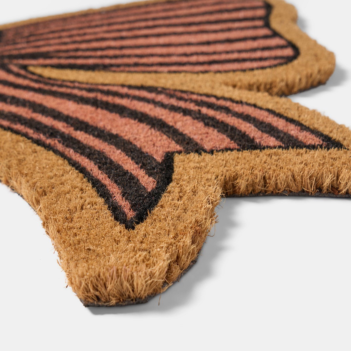 OHS Bow Shaped Coir Mat - Natural/Pink>