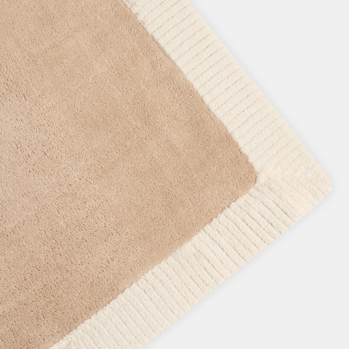 OHS Contrast Border Rug - Cream/Natural>