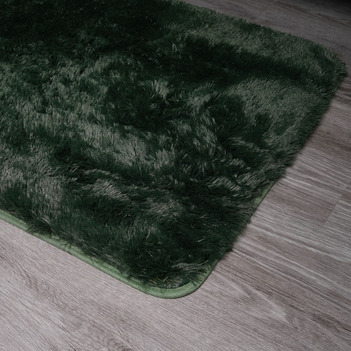 Sienna Fluffy Rug, Forest Green - 160 x 230cm>