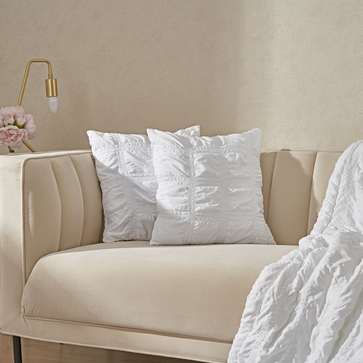 OHS Square Seersucker Cushion Covers - White>