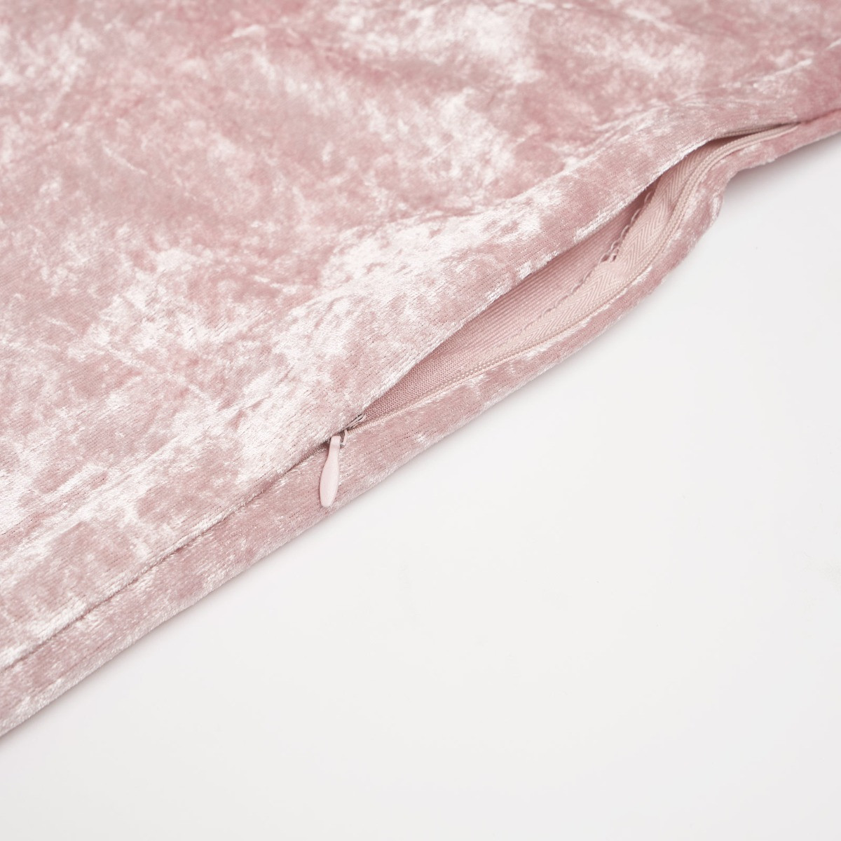 OHS Crushed Velvet Set of 4 Cushion Covers - Blush>