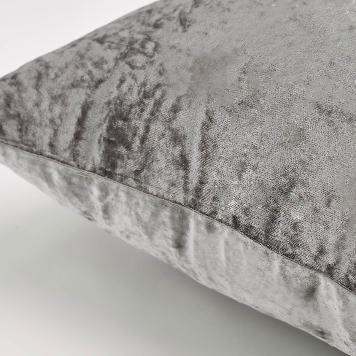 OHS Crushed Velvet Set of 4 Cushion Covers - Silver>