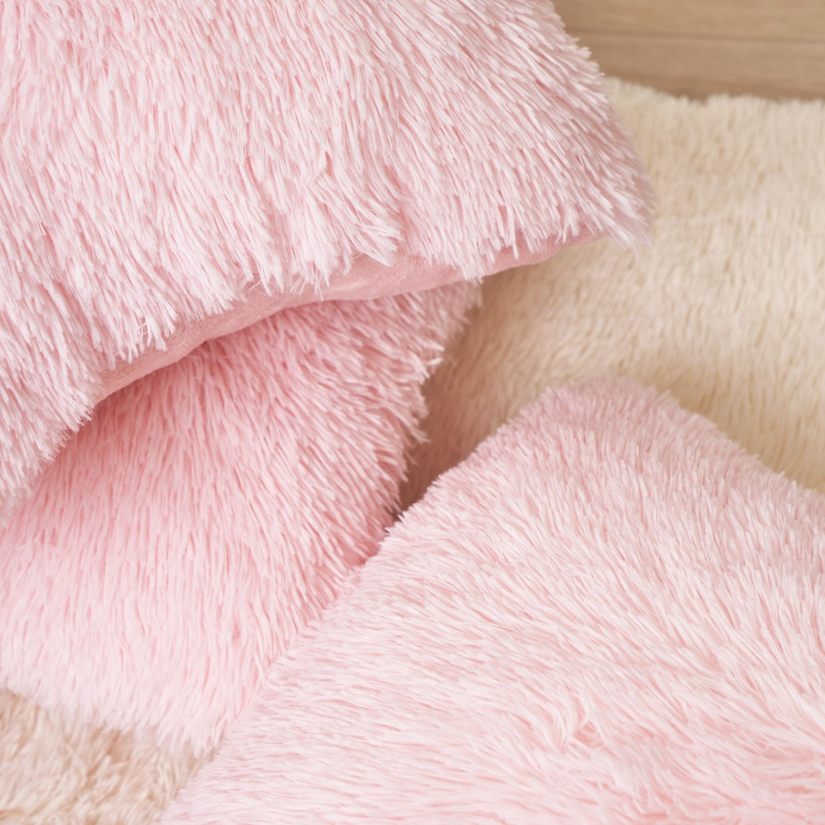 OHS 4 Pack Fluffy Cushion Covers, Blush - With Cushion>