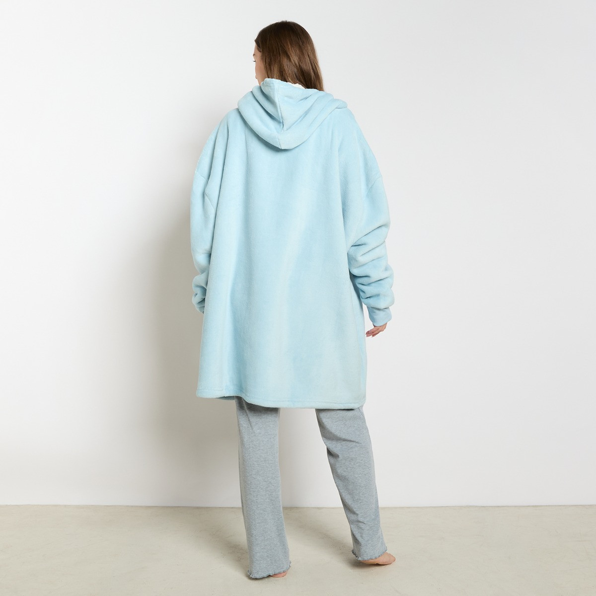 OHS Supersoft Hoodie Blanket, Adults - Baby Blue>