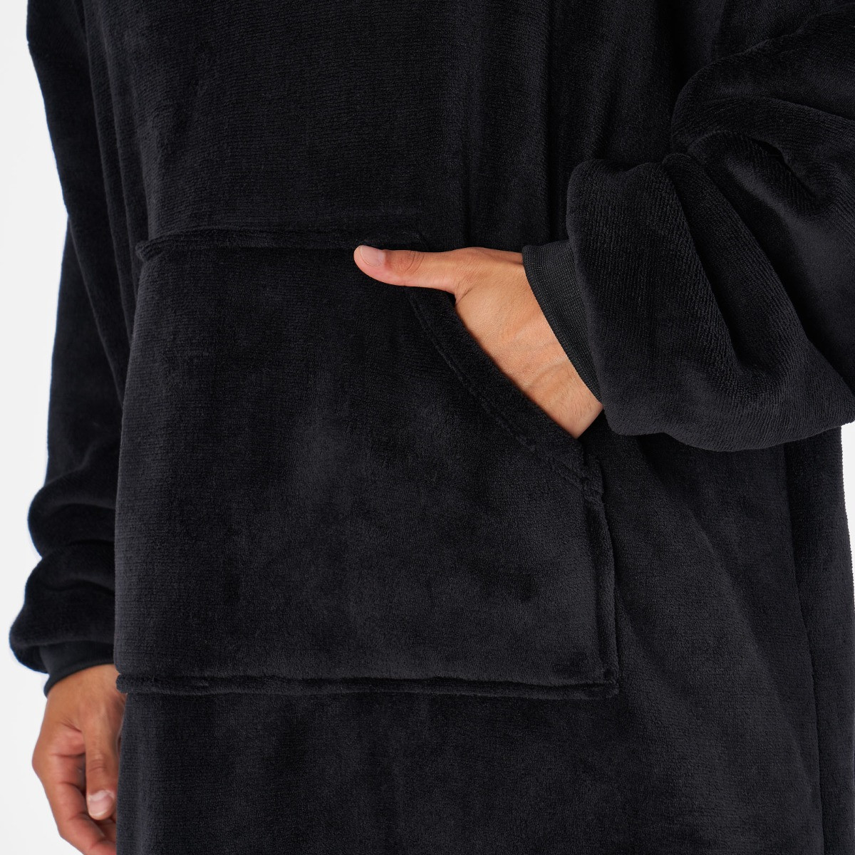 Sienna Extra-Long Hoodie Blanket - Black>