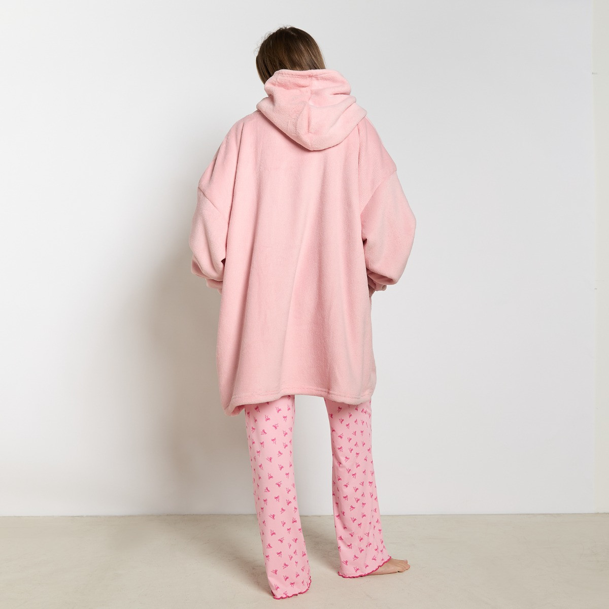 OHS Supersoft Hoodie Blanket, Adults - Blush Pink>