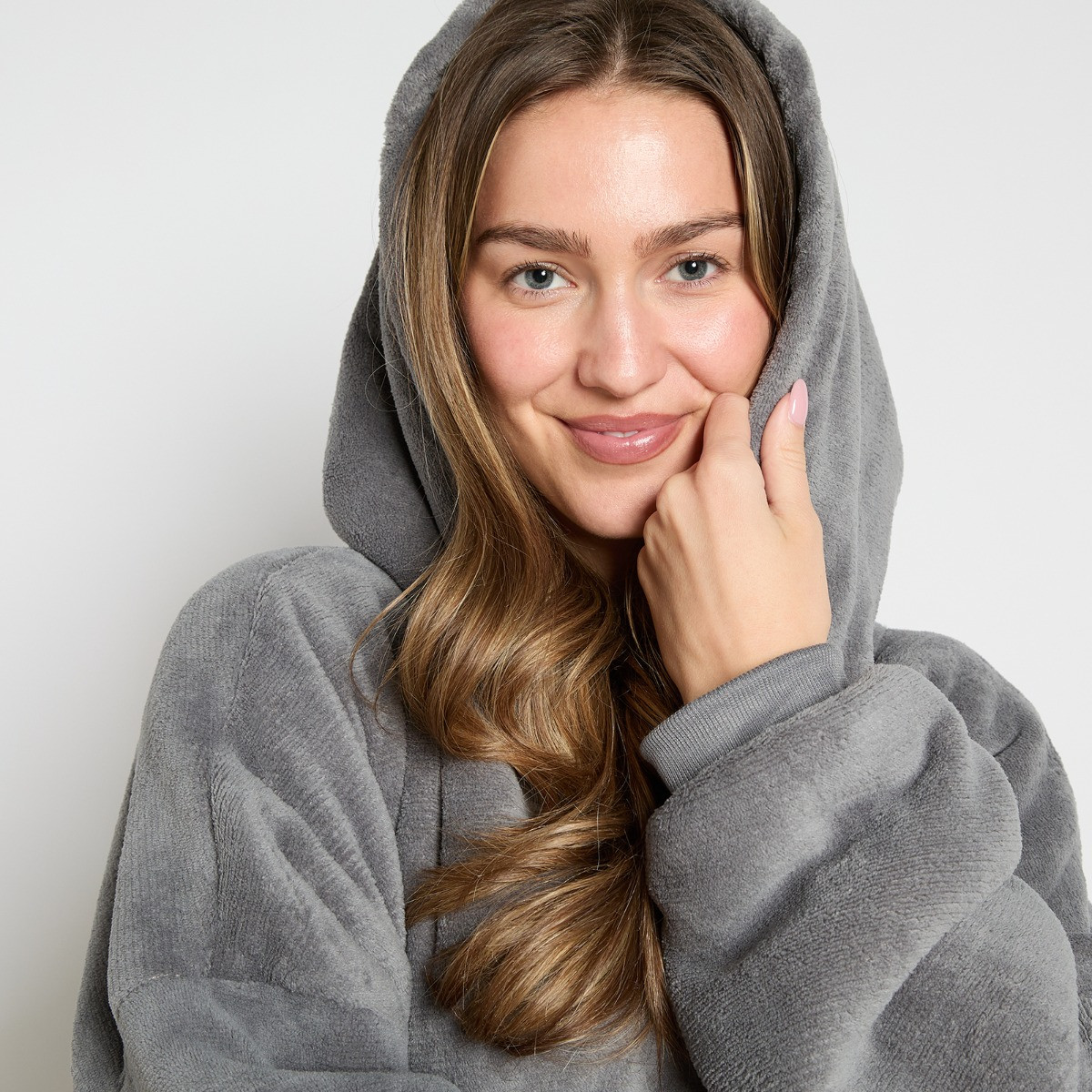 OHS Extra-Long Sherpa Hoodie Blanket - Charcoal >