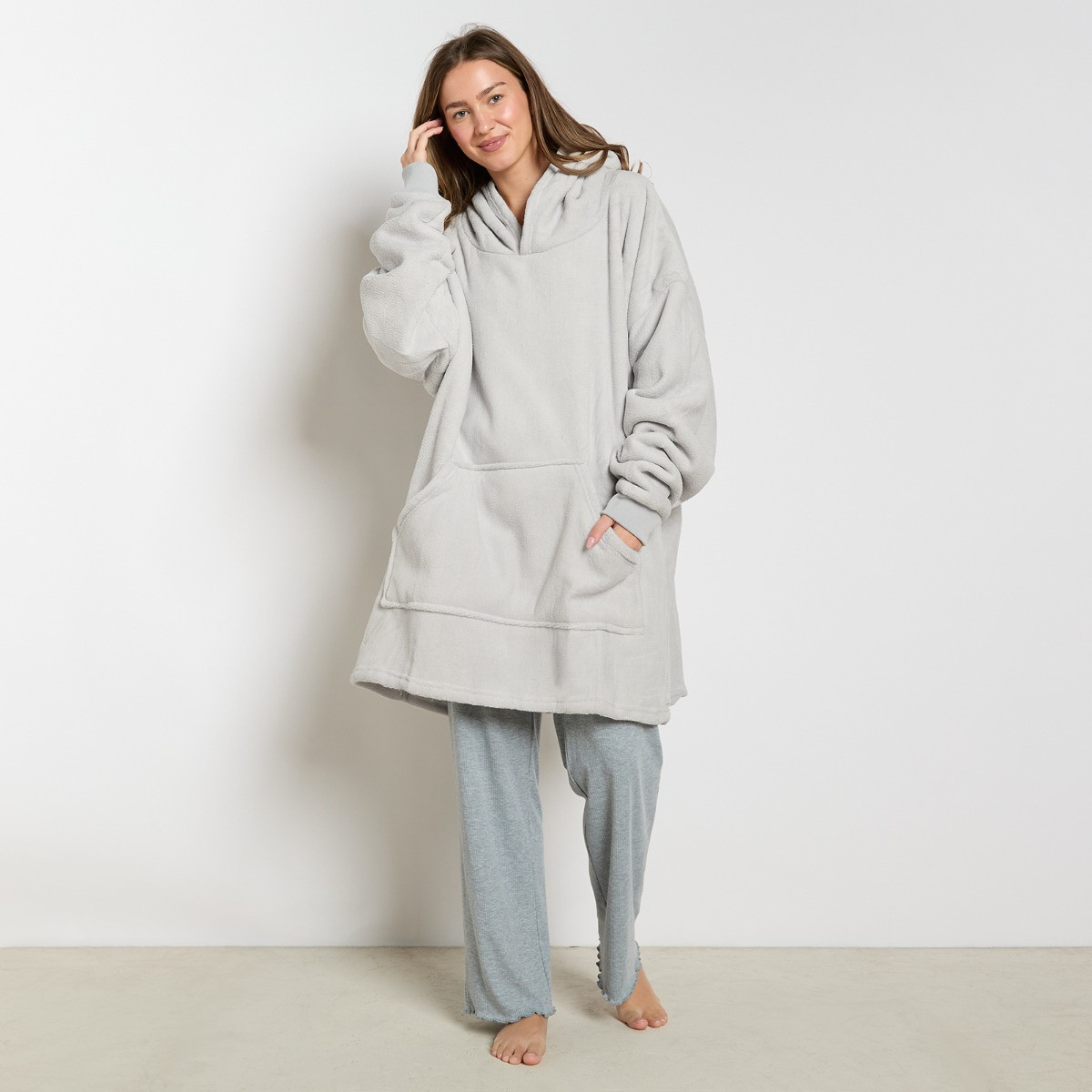OHS Supersoft Hoodie Blanket, Adults - Silver Grey>