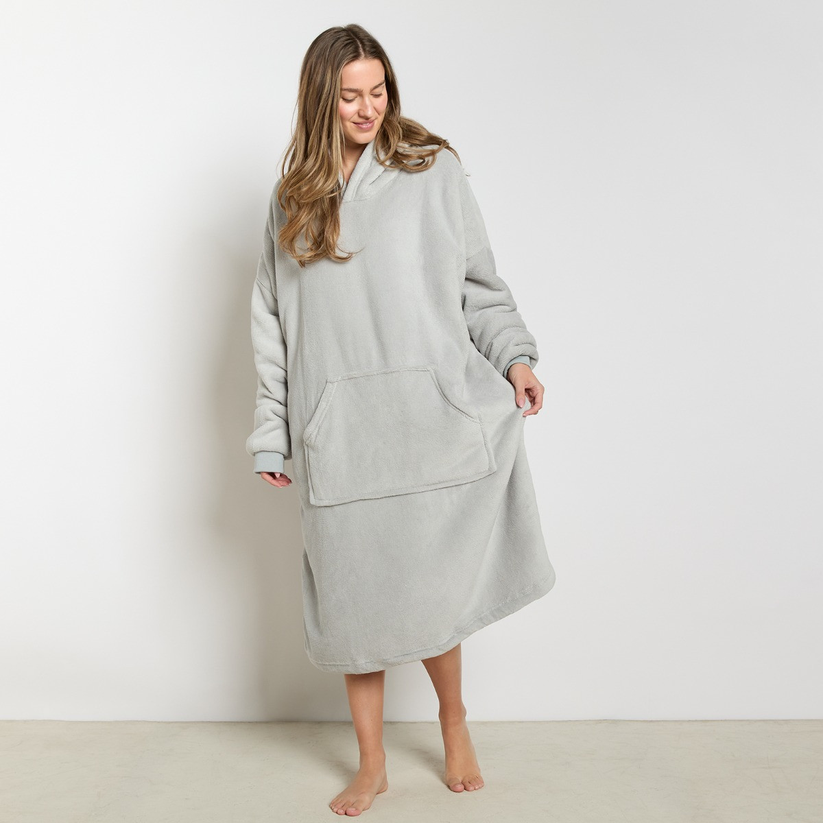 OHS Extra-Long Sherpa Hoodie Blanket - Silver>