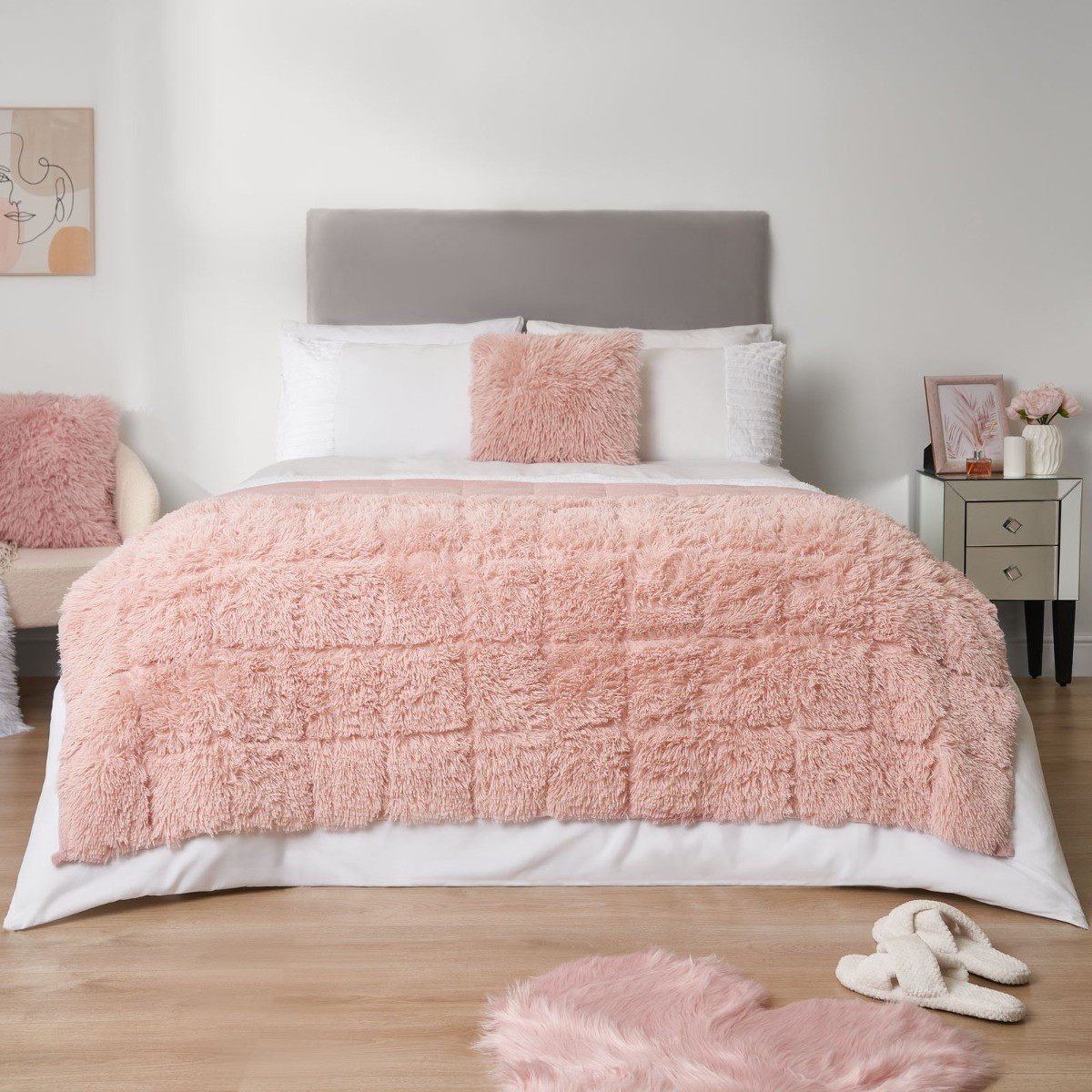 Sienna by OHS Fluffy Weighted Blanket, Blush - 50 x 70 inches - 13.2lb>