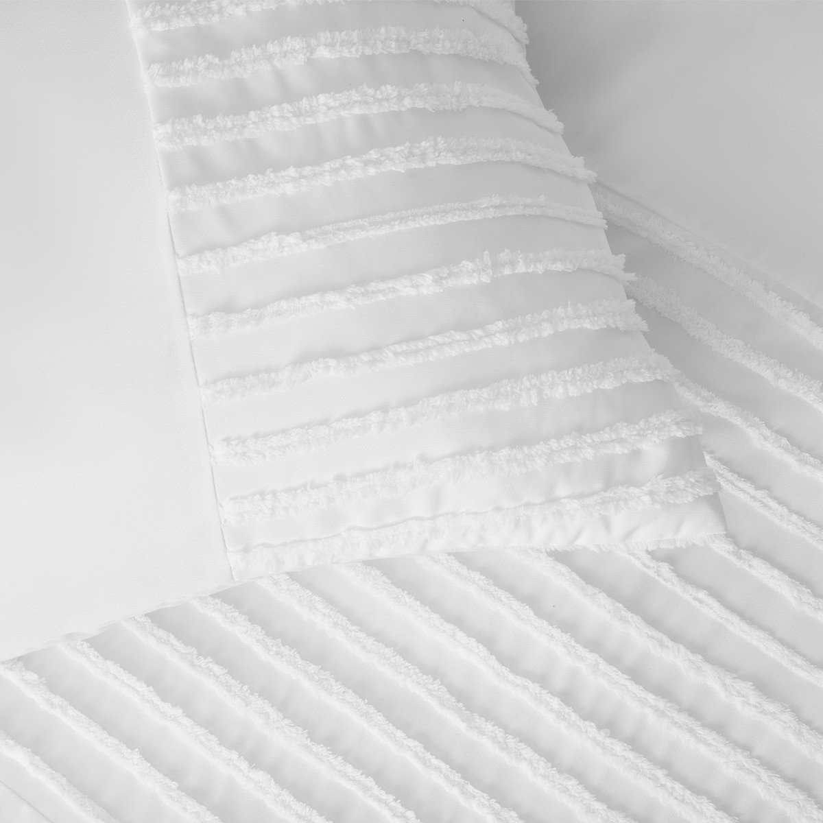 Sienna Tufted Stripe Panel Duvet Set - White>