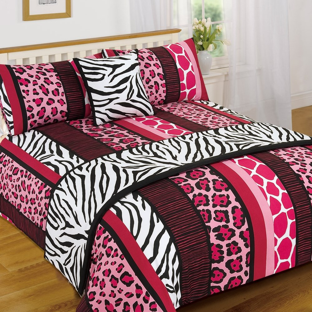 Dreamscene Serengeti Bed in a Bag Bedding Set, Pink - King>