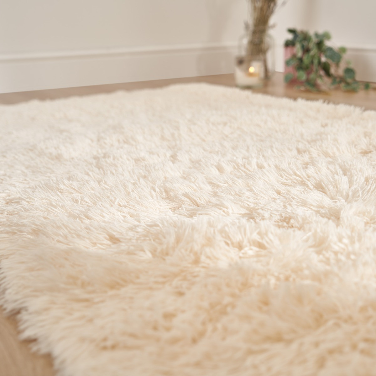 Flumps Rug Sienna Fluffy Rug, Cream