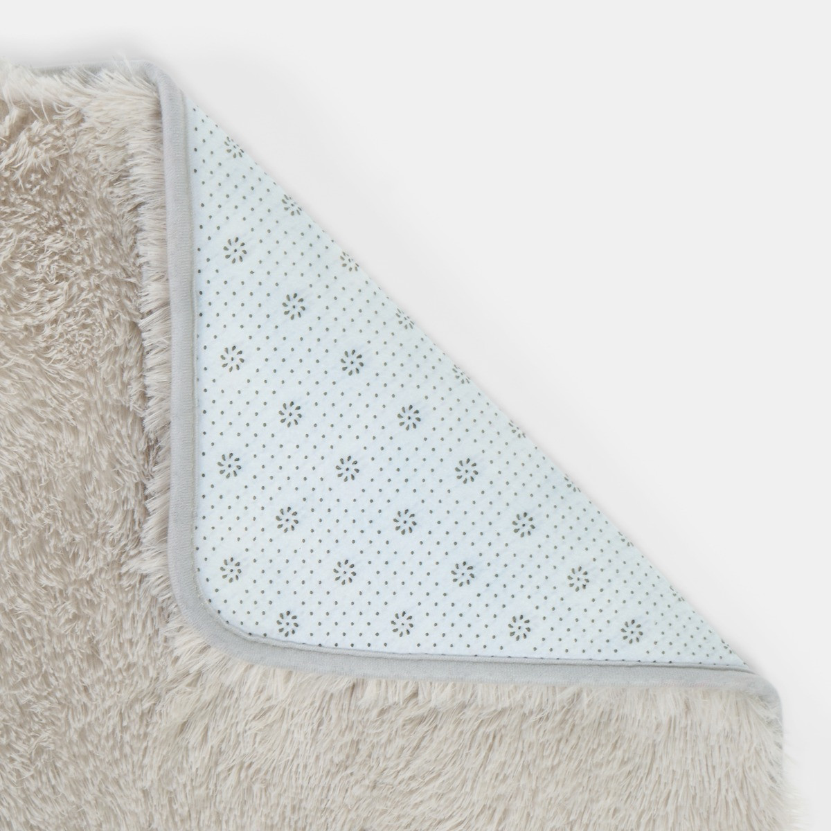 OHS Soft Fluffy Rug Runner - Silver>