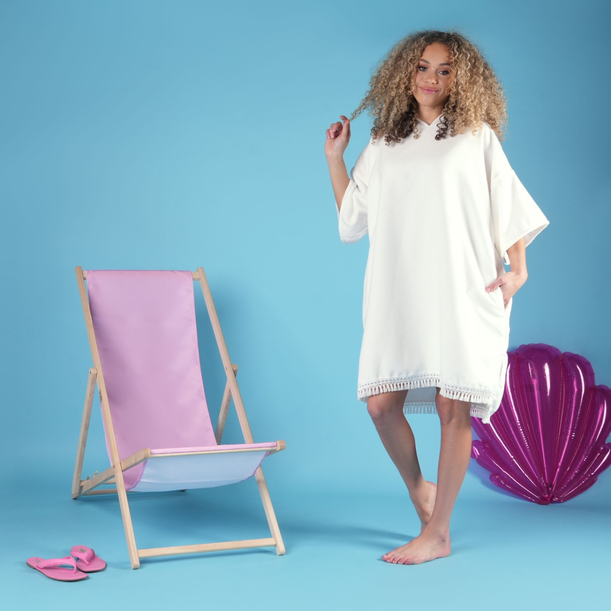 Sienna Tassel Hem Short Sleeve Beach Cover Up Poncho Towel - White>