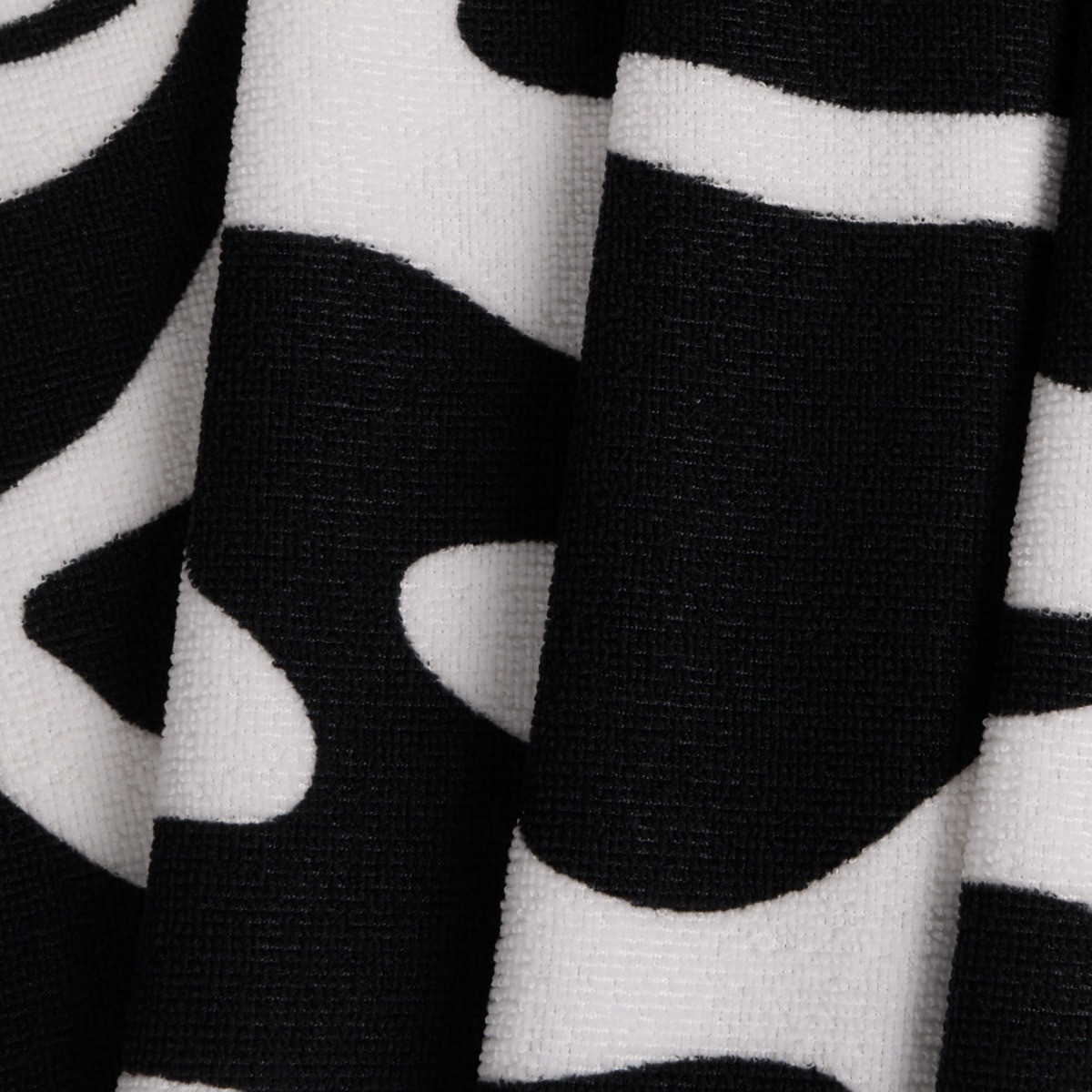 OHS Swirl Print Beach Towel - Black>