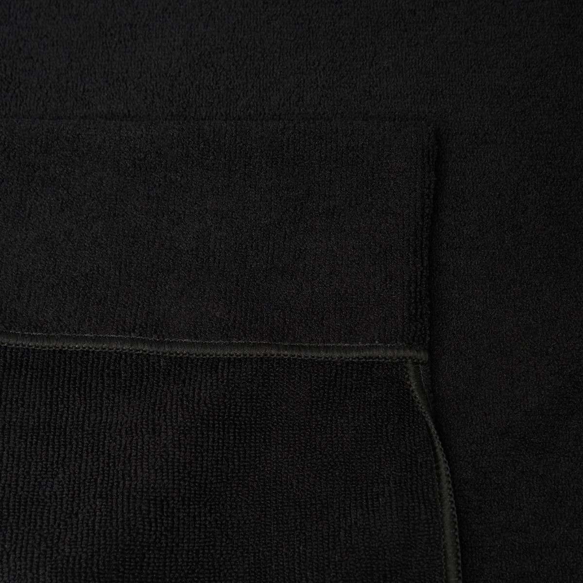 OHS Beach Towel In A Bag - Black>