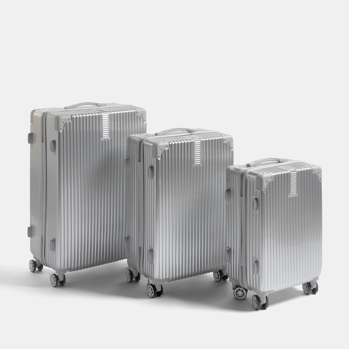 OHS 4 Wheel Hard Shell Metallic Suitcase, Silver - 3 Pack>